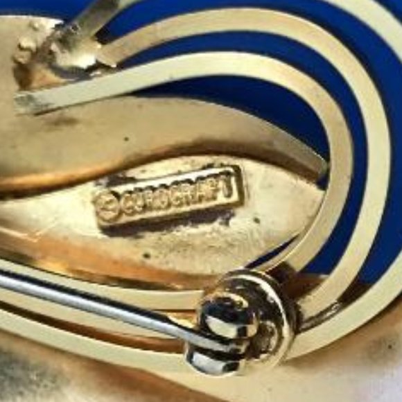 Vintage CoroCraft Gold-Tone Wheat Sheaf Brooch - Picture 6 of 6